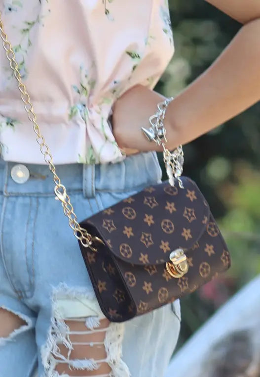 Lv mini discount purse